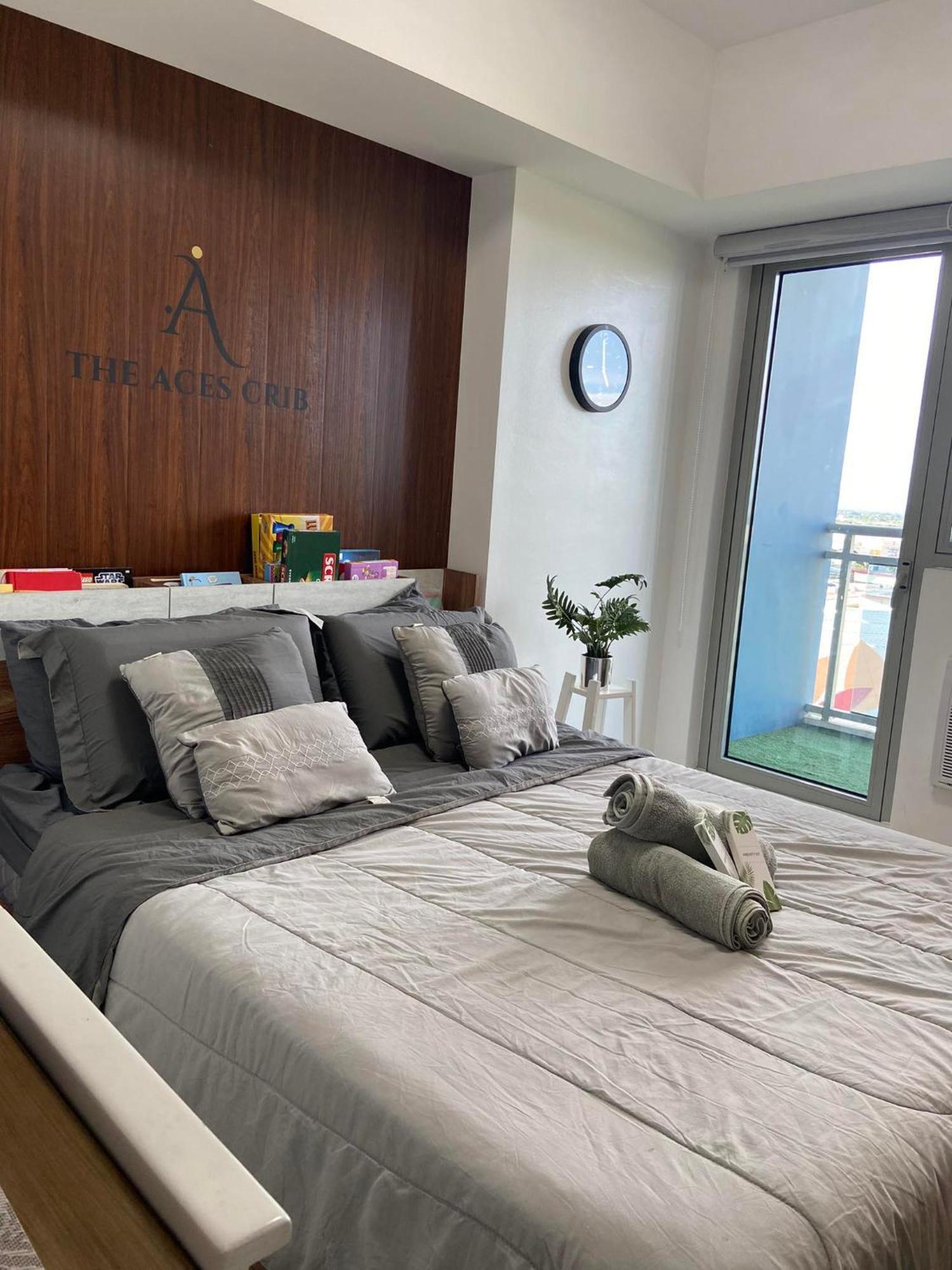 The Aces Crib At Azure North Pampanga Apart otel Dış mekan fotoğraf